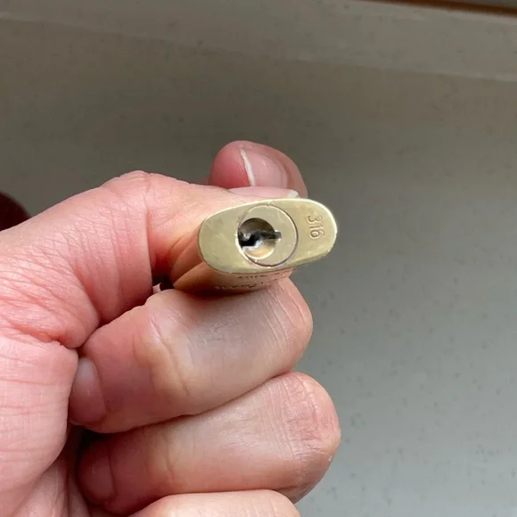 Authentic Louis Vuitton lock n key 316 Key & Card Holders